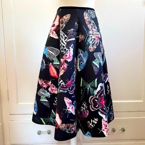H&M Butterfly Scuba Midi A-Line Skirt Size 4